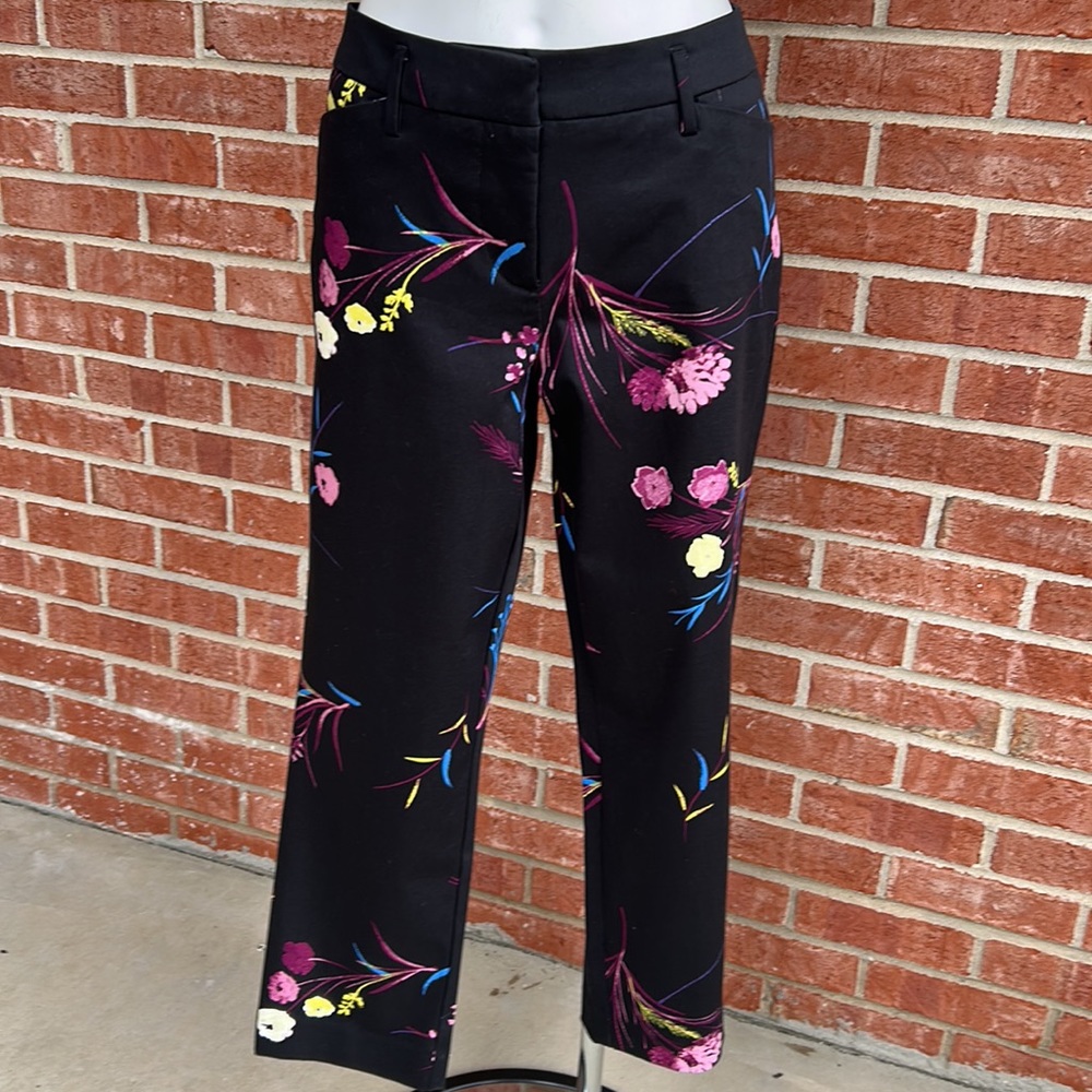 Worthington Petites Black/Floral Print Cropped Petite Pants
